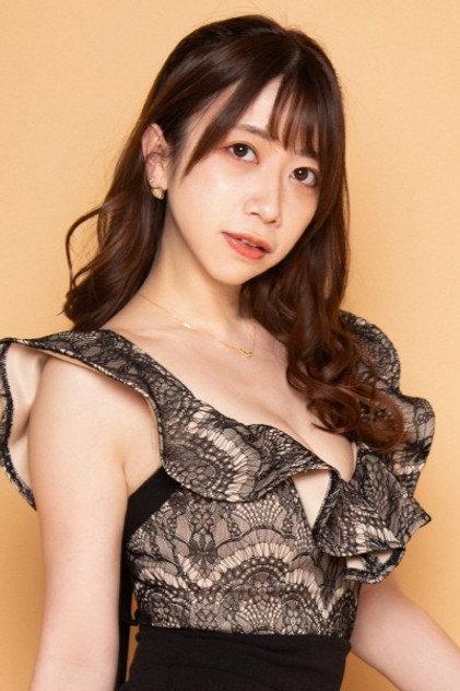 Manami Oura - Actor Profile Photo