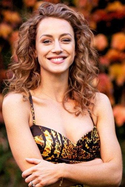 Isabella Giovinazzo - Actor Profile Photo
