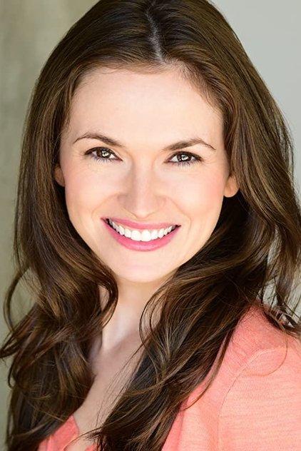 Hallie Ricardo - Actor Profile Photo