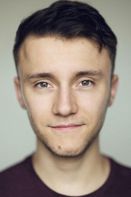 Gregory Piper - Actor Profile Photo