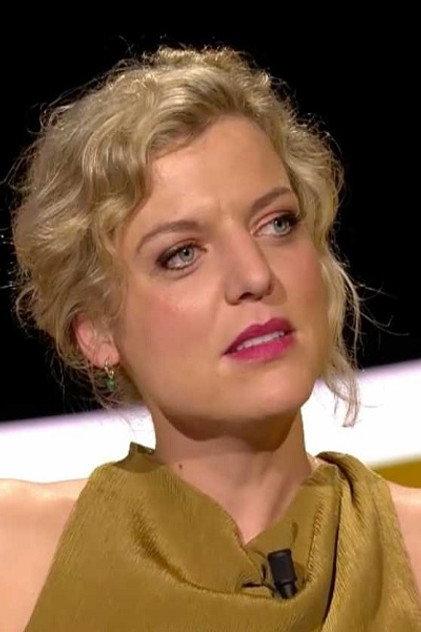 Ella Leyers - Actor Profile Photo