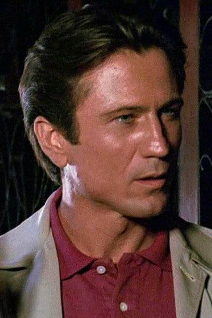 Crofton Hardester - Actor Profile Photo