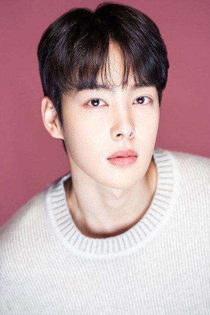 Kim Min-ki - Actor Profile Photo