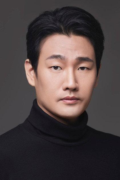 Jung Jin-woo - Actor Profile Photo
