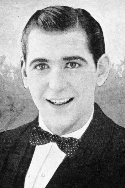 Kenneth MacDonald - Actor Profile Photo