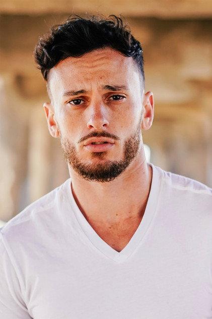 Mavrick Vivas - Actor Profile Photo