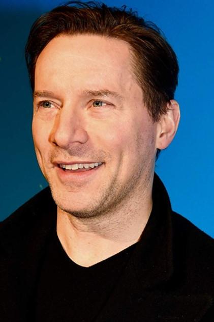 Kal Weber - Actor Profile Photo