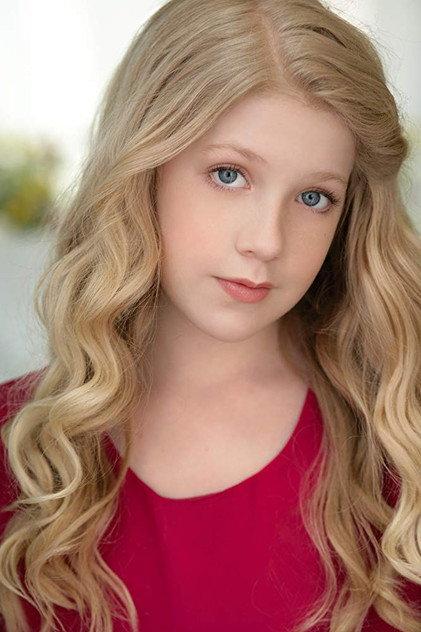 Violet Young - Actor Profile Photo