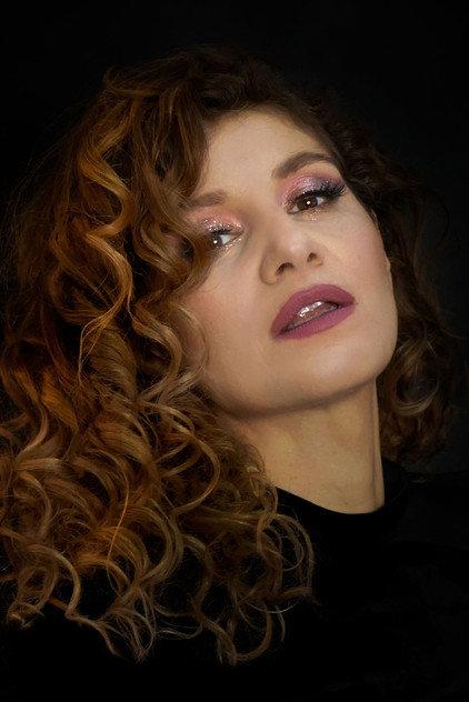 Alkistis Poulopoulou - Actor Profile Photo