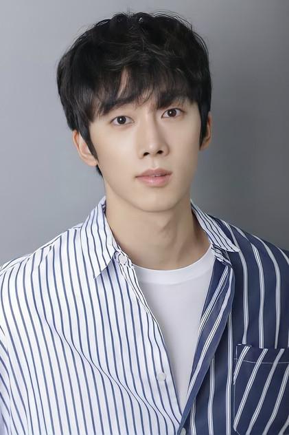 Eom Se-ung - Actor Profile Photo
