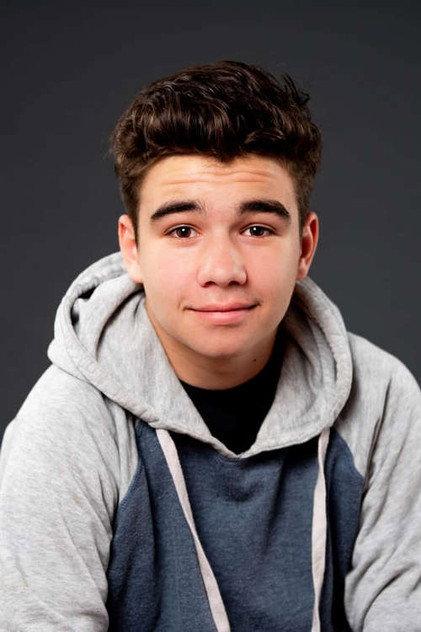 Tao Vigneault - Actor Profile Photo