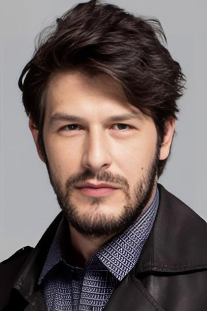 Fırat Albayram - Actor Profile Photo