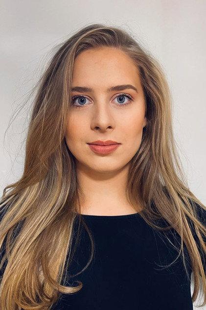 Veronika Stieranková - Actor Profile Photo