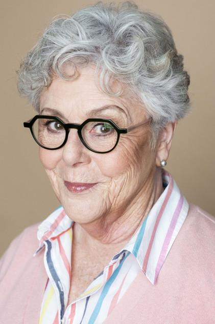 Suzanne Voss - Actor Profile Photo