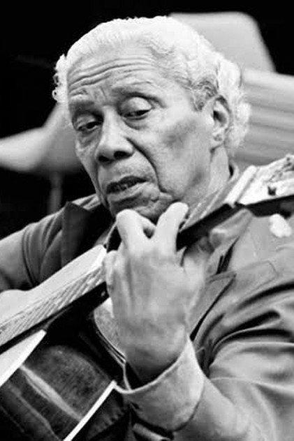 Nelson Cavaquinho - Actor Profile Photo