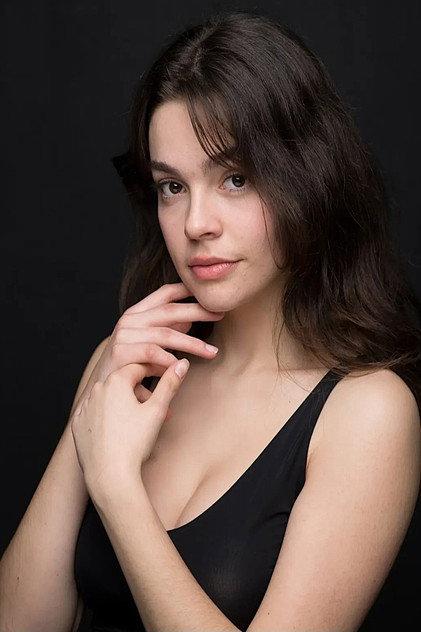 Luna Collado - Actor Profile Photo