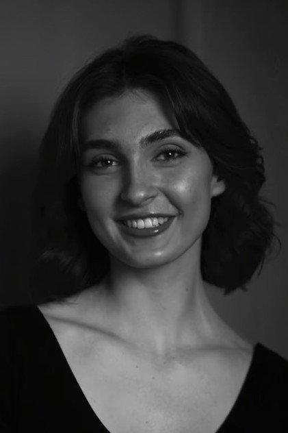 Olivia Sykes - Actor Profile Photo