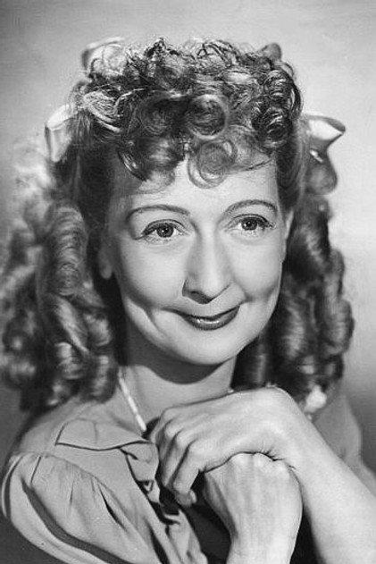 Esma Cannon - Actor Profile Photo