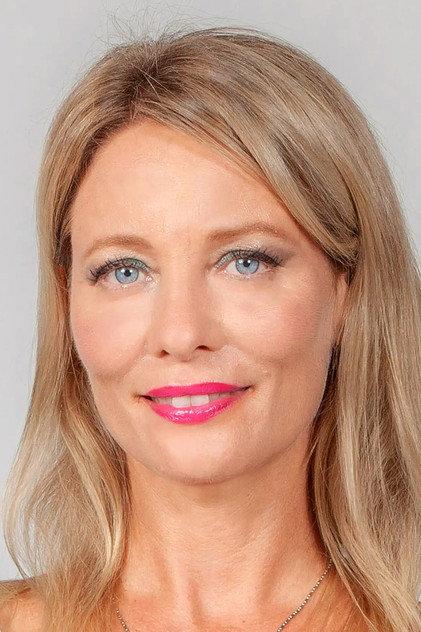 Flavia Vento - Actor Profile Photo