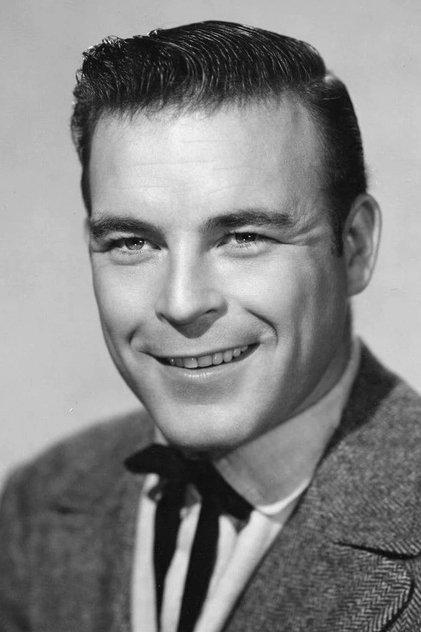 Scott Brady - Actor Profile Photo