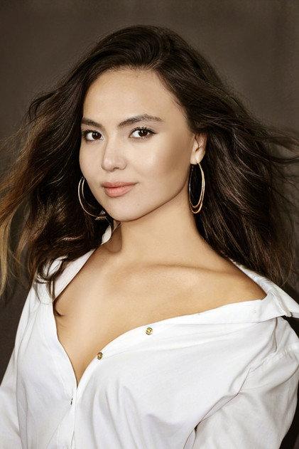 Aizhan Lighg - Actor Profile Photo