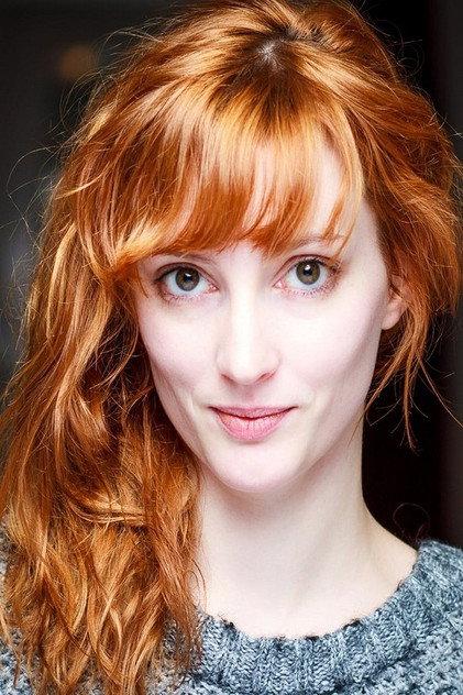 Julie Prayez - Actor Profile Photo