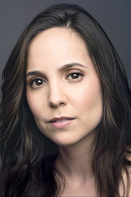 Ana Isabel Dow - Actor Profile Photo