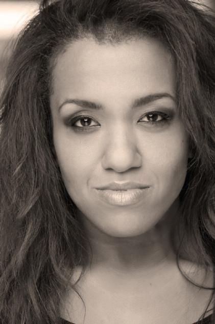 Lauren Modica - Actor Profile Photo