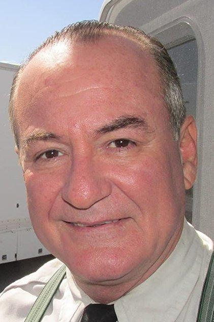 David Born - Actor Profile Photo