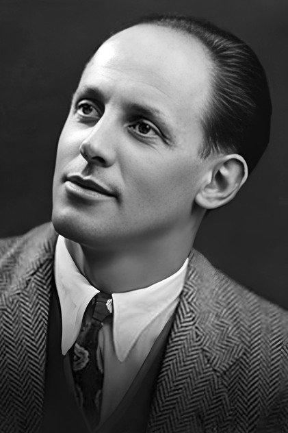 Louis Lachenal - Actor Profile Photo