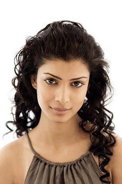 Tina Desai - Actor Profile Photo