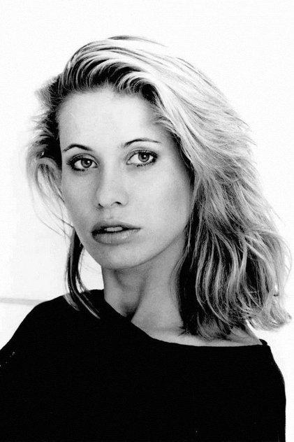 Elizabeth Kaitan - Actor Profile Photo