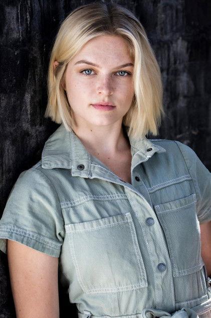 Jessie Diepeveen - Actor Profile Photo