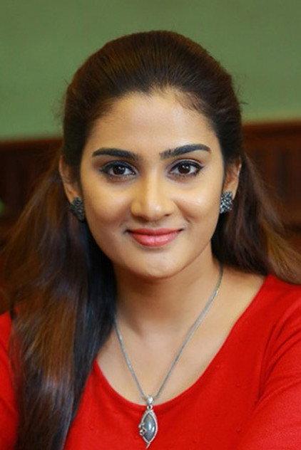 Aditi Ravi - Actor Profile Photo