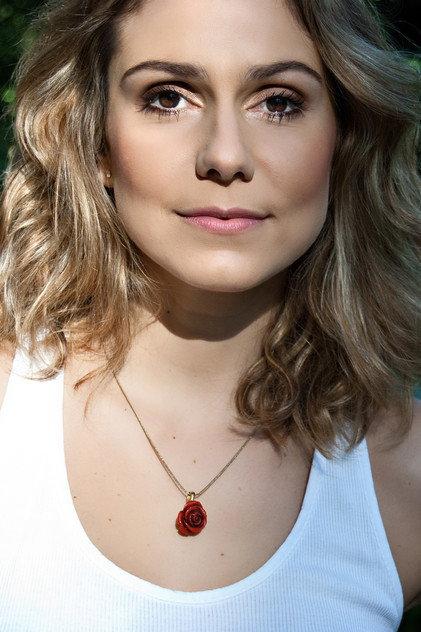 Aline Fanju - Actor Profile Photo