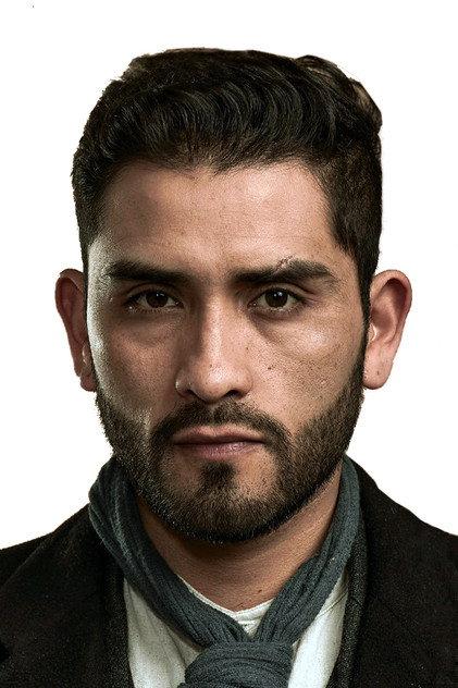 Gastón Salgado - Actor Profile Photo