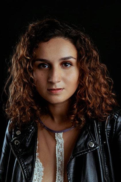 Naiara Almirante - Actor Profile Photo