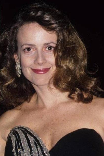 Ninon Aprea - Actor Profile Photo