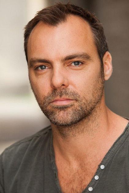 Matthew Holmes - Actor Profile Photo