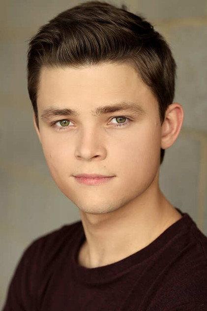 Zac Hinkins - Actor Profile Photo