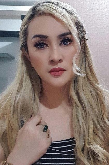 Lia Ladysta - Actor Profile Photo