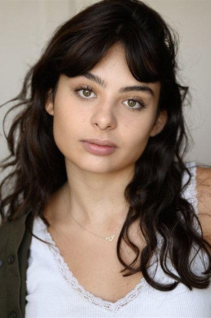 Nina Bouffier - Actor Profile Photo