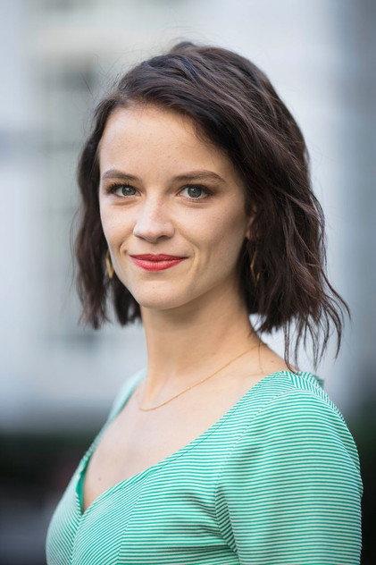 Lynn Van Royen - Actor Profile Photo