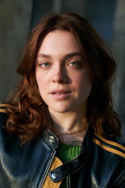 Amelie Hennig - Actor Profile Photo