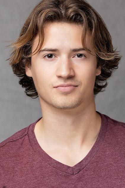 Quinn Hysni - Actor Profile Photo