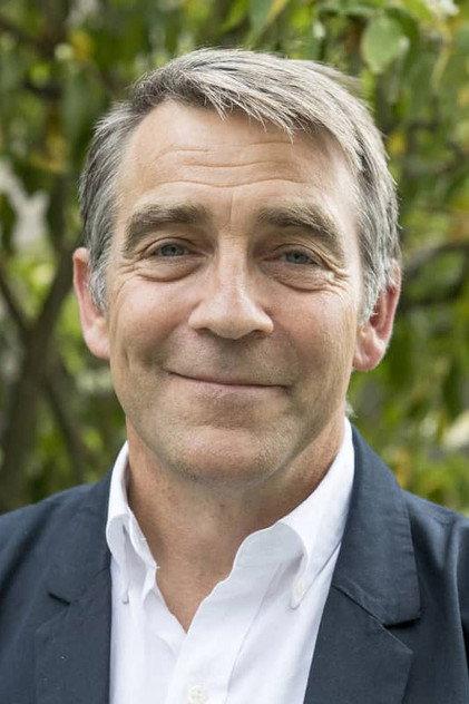 Alan Cassels - Actor Profile Photo