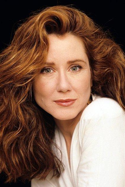 Mary McDonnell - Actor Profile Photo