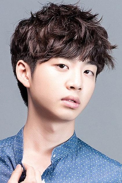 Shin Dong-woo - Actor Profile Photo