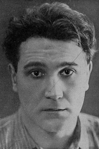 Paul Menant - Actor Profile Photo