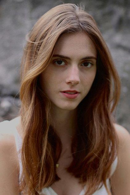 Dorottya Ilosvai - Actor Profile Photo